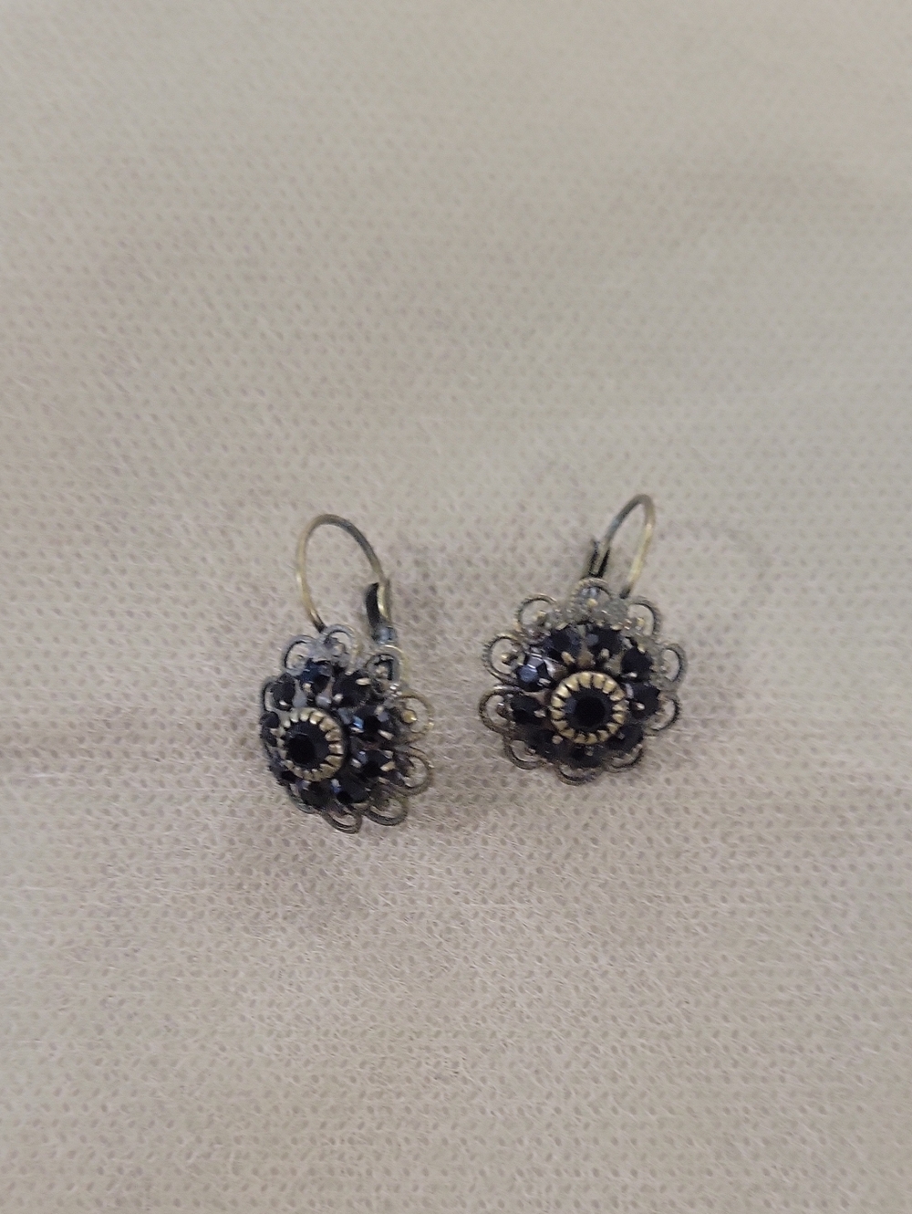 Source Unknown Silver-Tone Floral Drop Earrings with Black Stones